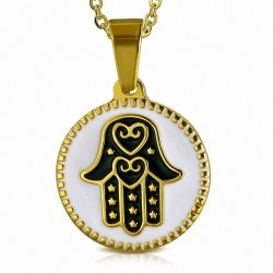 Pendentif main de fatma cercle doré cœurs fond blanc