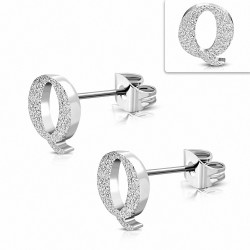 Boucles d'oreilles Alphabet Q sablées en acier inoxydable (paire)