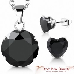 Collier à pendentif cercle en acier inoxydable avec pendentif cercle d'amour en forme de cœur zirconium noir