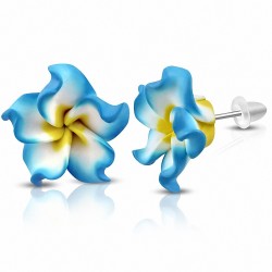 15mm | Boucles d'oreilles à la mode en forme de fleur de Fimo / Polymère avec Plumeria (paire) - FEO057