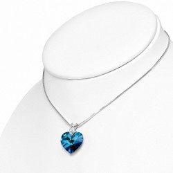 Alliage avec placage à l'or blanc Collier avec pendentif coeur à facettes de poissons à facettes Ichthus avec cristaux bleu