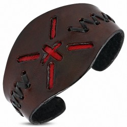 Bracelet manchette en cuir marron avec poignets en croix et découpes