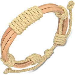 Bracelet ajustable 3 lainères tournées en cuir clair avec corde sable enroulée